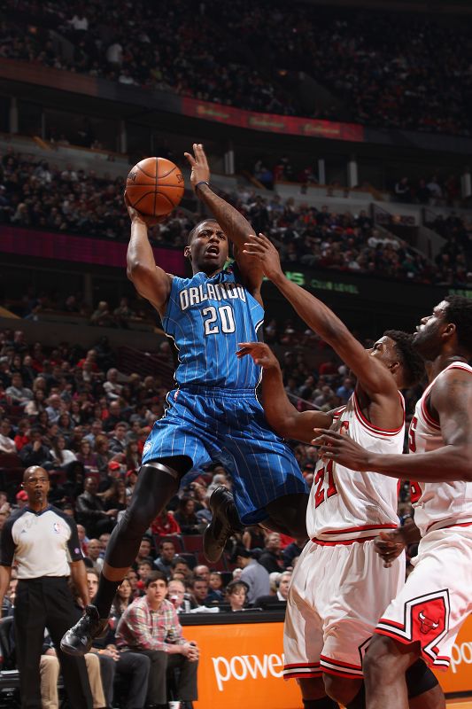 广厦等强硬 广厦等强硬