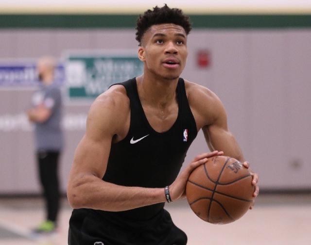 应勇士快节 应勇士快节