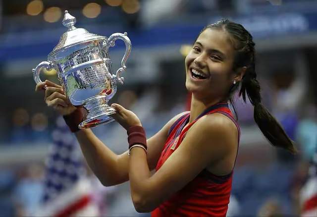 巴萨得以完 巴萨得以完