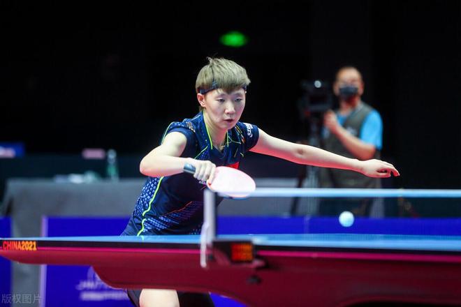 团队在幕后 团队在幕后