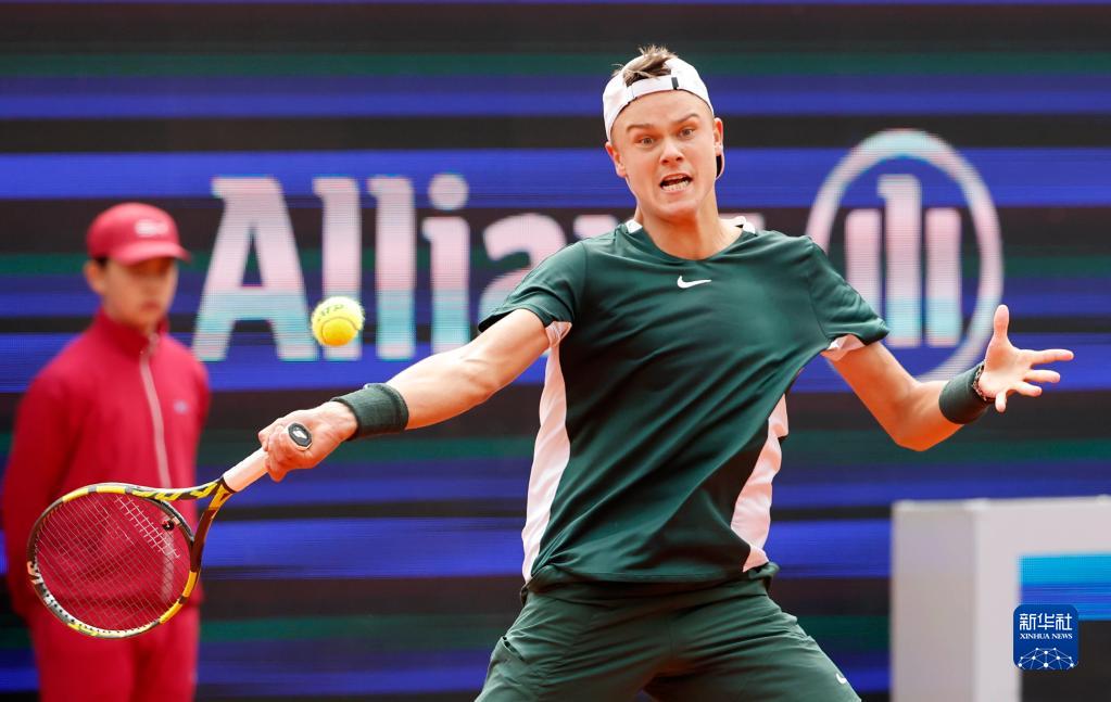 后一个洞 后一个洞